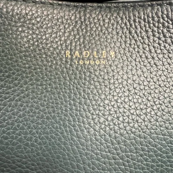 Radley London Duke Place medium compartment crossbody leather bag in pine needle - Picture 7 of 15
